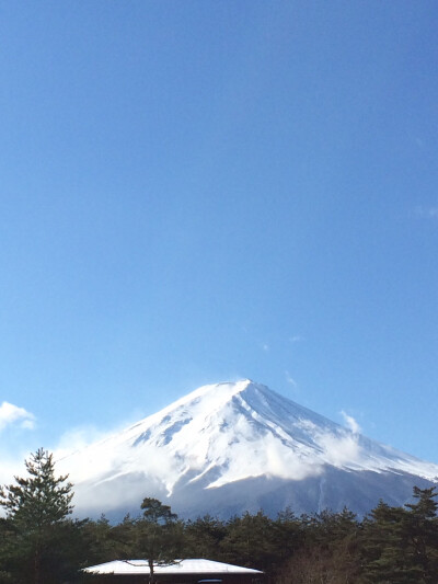 中午。富士山。遗憾的是没能爬上富士山。