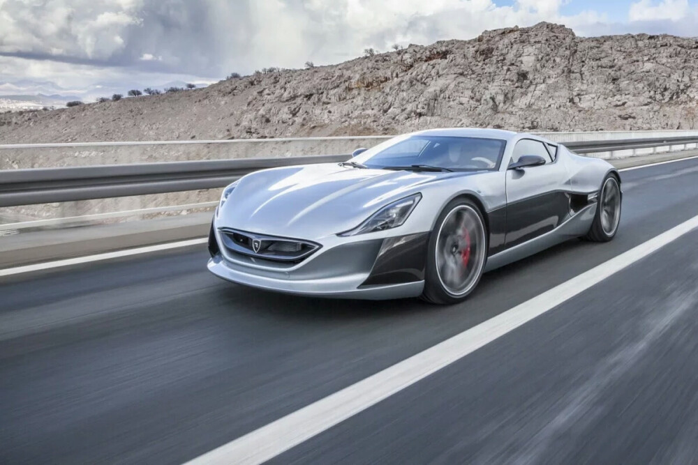 克罗地亚Rimac “Concept_One”量产版发布！#日内瓦车展# 亮相！第一台全电动超跑！1088匹&1600牛，2.6S破百，6.2S破200，14.2S超300，极速355。限量8台，未含税80W欧起，展后交付！