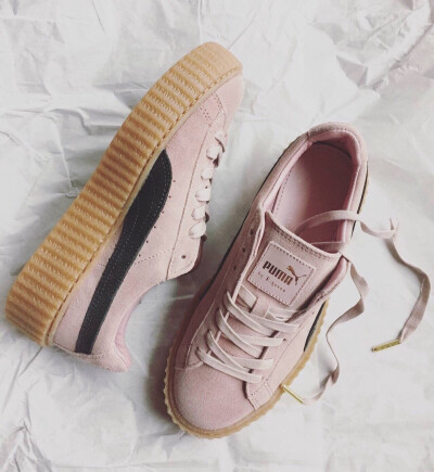 PUMA BY RIHANNA
