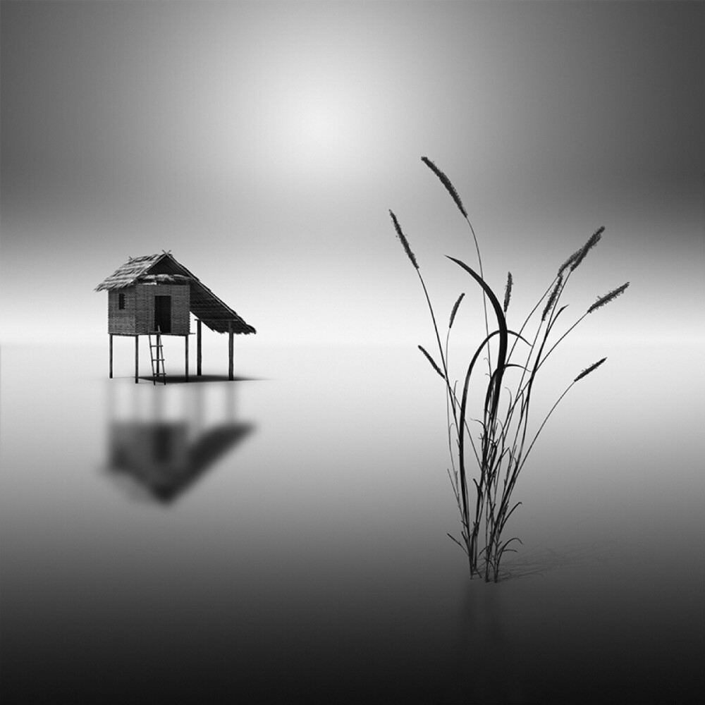 Vassilis Tangoulis 极简黑白风光