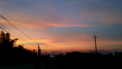 这是手机自然拍摄的，没有加工的照片，大自然真的很腻害