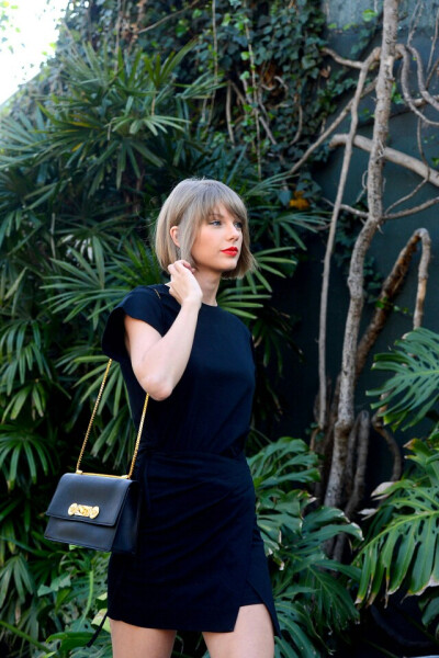 Taylor Swift最新洛杉矶街拍