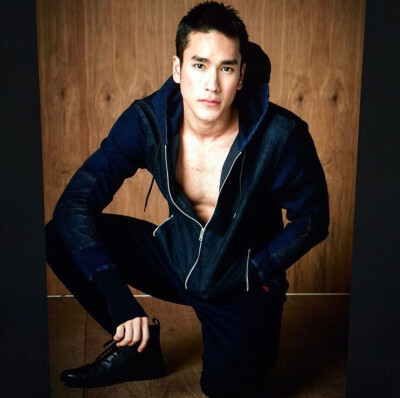 nadech