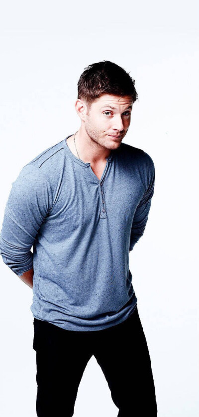 Jensen Ackles, Dean