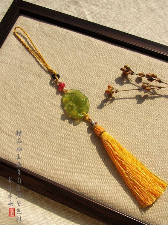 精品岫玉连年有余挂饰，宫廷范儿，可以做车挂，包挂或者配长裙作腰佩哦！