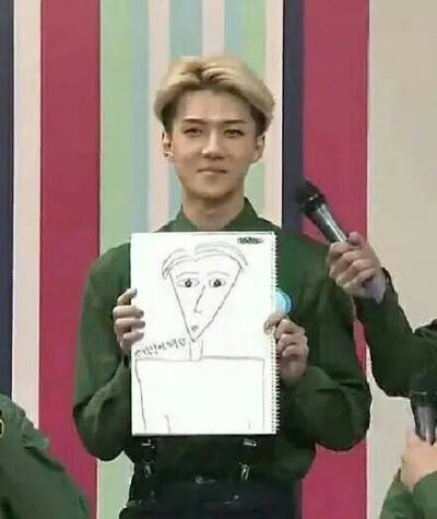 成员们画的自己