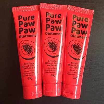 作为女人，眼霜、面霜、手霜、脚霜、唇膏一样都不能少对不对？一支Pure paw paw Ointment神奇番木瓜万用膏解决所有问题！还能作为创伤膏和宝宝的护臀霜有木有！天然澳洲番木瓜的萃取物，还适合宝宝、孕妇、老人使用…