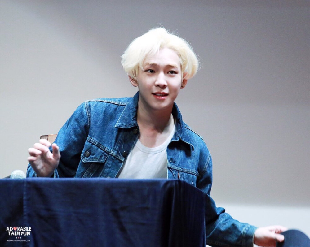 [HQ]#Winner# 160214上岩洞签售会#南太铉# 高清2P可爱的牛仔南 cr:Adorable Taehyun