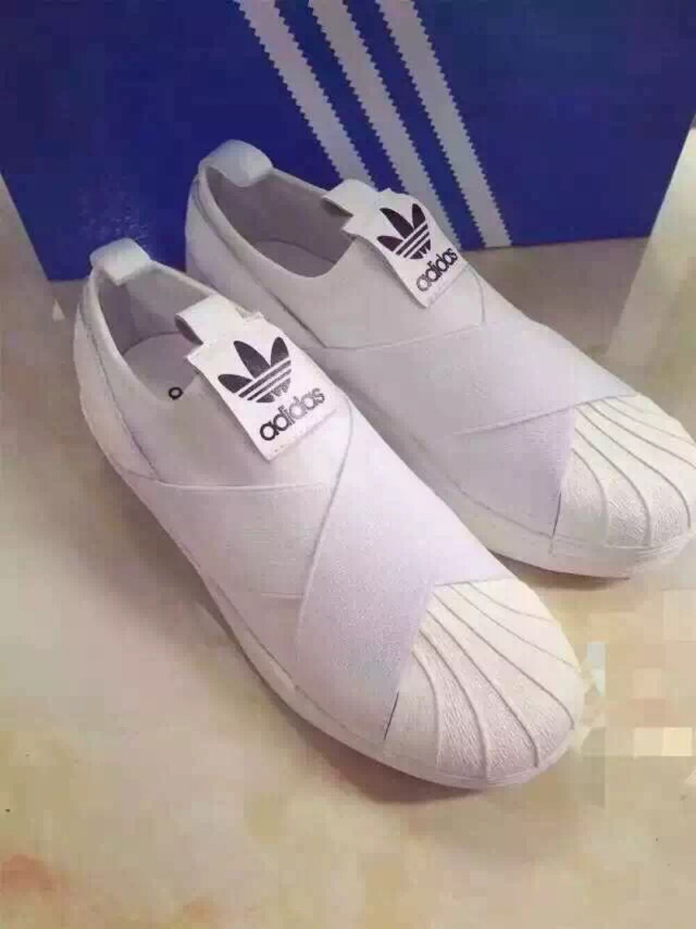 大货出货[得意]升级Y3 范冰冰款 adidas Originals Superstar Slip On W white 白色 交叉绑带 贝壳头，情侣款36一44，特价150包邮