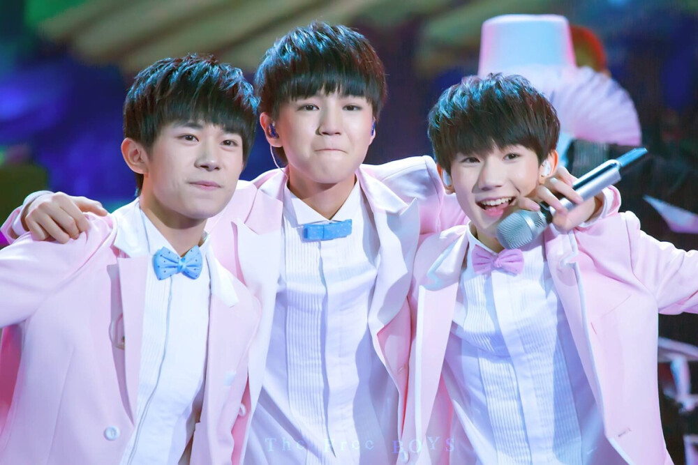 #易烊千玺 #王俊凯 #王源 #tfboys 湖南元宵晚会 三人同行 高清