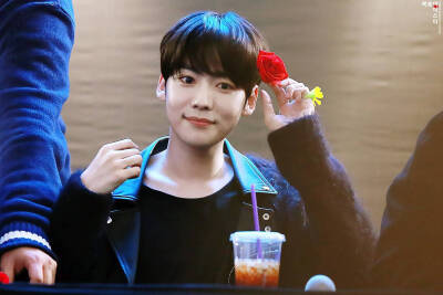 winner可爱的小哥哥