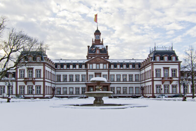 菲力普斯鲁尔城堡(Schloss Philippsruhe)