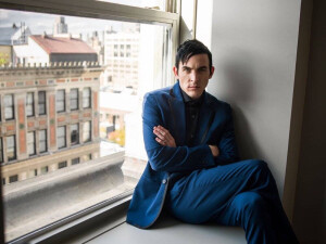 Robin Lord Taylor