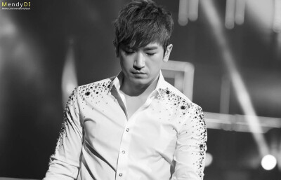 SHINHWA 신화 神话 M 이민우 李玟雨 Lee Min Woo 