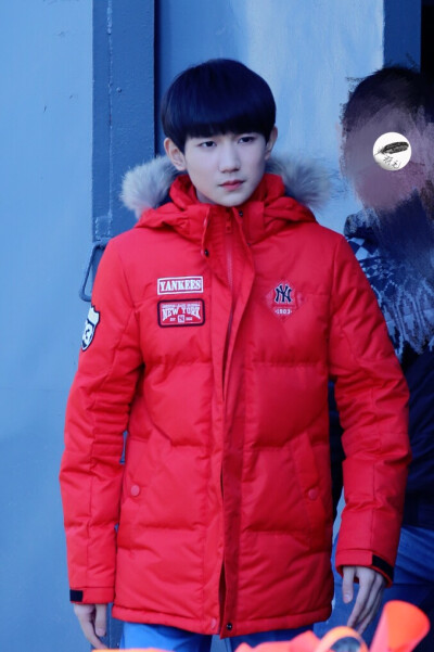 TFBOYS王源 151228 上班 cr：羽毛GeGe