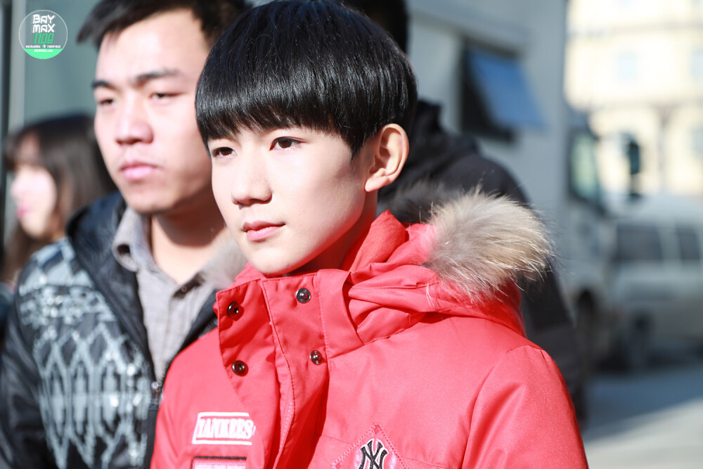 TFBOYS王源 151228 上班 cr：Baymax1108