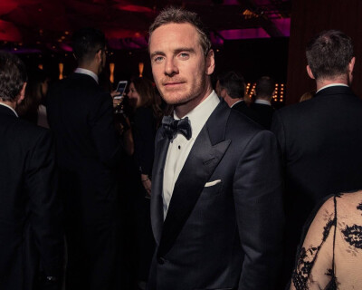 法鲨 Michael Fassbender 在第88届奥斯卡晚宴上