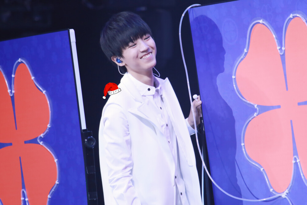 #王俊凯# #TFBOYS王俊凯# #TFBOYS# 150815 北京815两周年见面会 cr：MarieFiX921