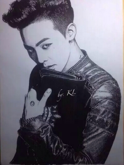 #G-Dragon 权志龙 GD#手绘系列图 cr：logo