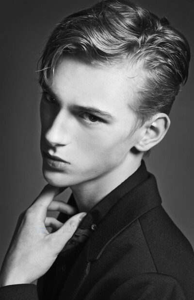 dominik sadoch, 波兰人，model
