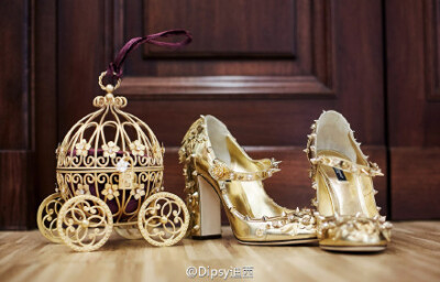 Dolce & Gabbana F/W 2016 Accessories｜童话世界里公主们的鞋子包包是南瓜马车水晶灯～