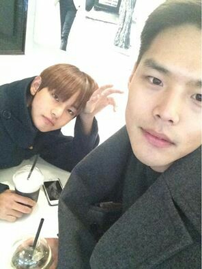 #防弹少年团出道1000天快乐##金泰亨花郎#[백경도/FACEBOOK] 时间很短但很开心泰亨啊 @BTS_twt Cr bts a.r.m.y
