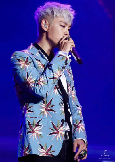 BIGBANG .TOP. 崔胜贤 塔普 #全世界最好的崔胜铉# 高清壁纸