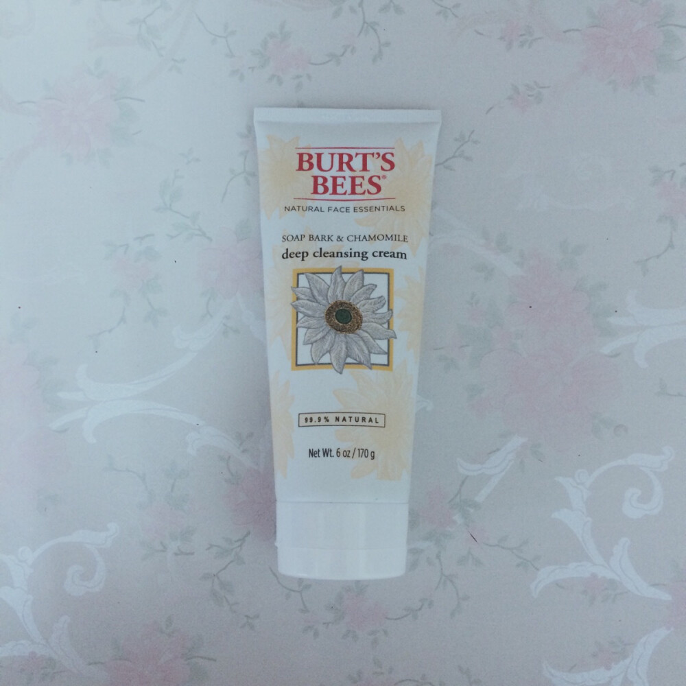 Burt's Bees 小蜜蜂洋甘菊深层洁净洗面奶