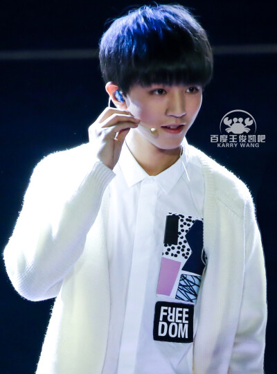 #王俊凯# #TFBOYS王俊凯# #TFBOYS# 151219 最强大脑 cr：王俊凯微吧