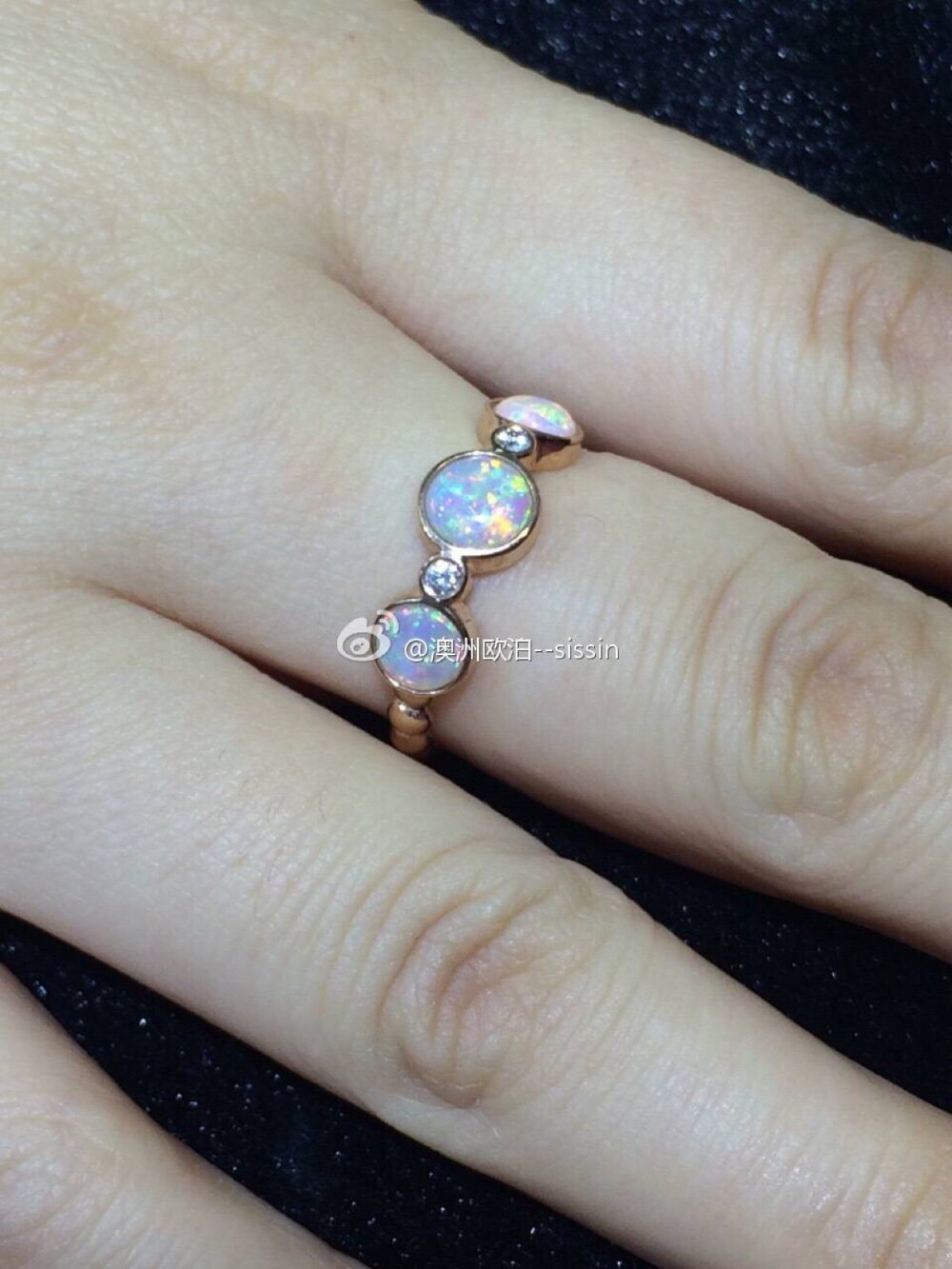 澳洲欧泊戒指