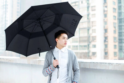 许你魏来，风雨同洲（微博搬图，来源见水印，不妥删|(￣3￣)|摄影@鄧思遠Dasiy