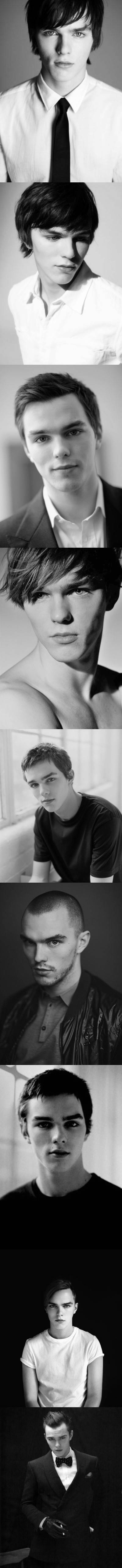 Nicholas Hoult（尼古拉斯·霍尔特）