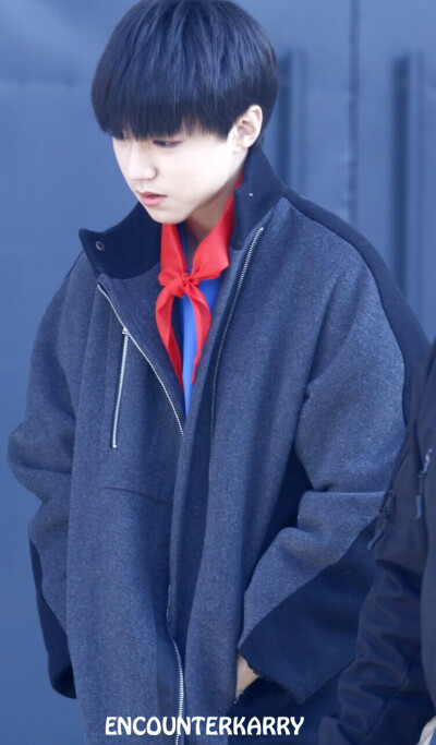 #王俊凯# #TFBOYS王俊凯# #TFBOYS# 20151228 上班 cr：ENCOUNTERKARRY