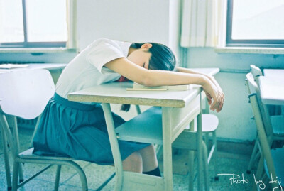大学生活~出镜：wuli卧蚕。by：可是又不明白