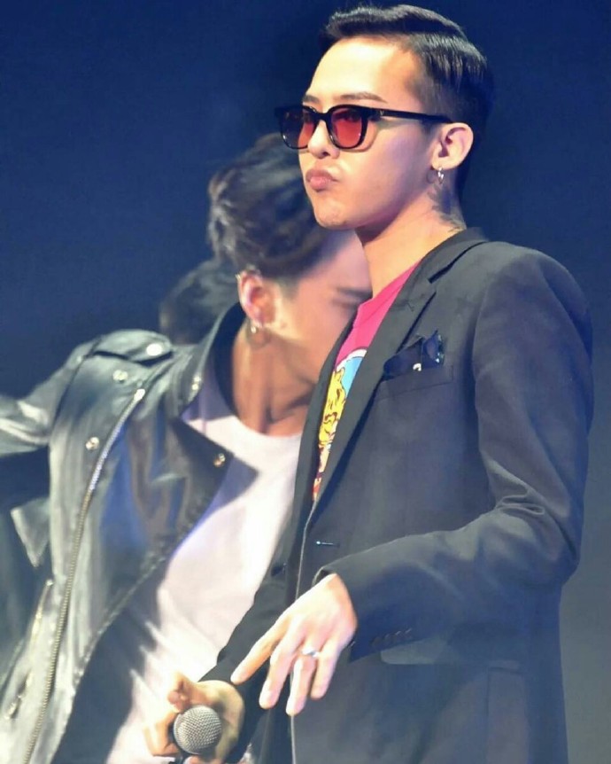 【三巡-上海站】#bigbang tour in shanghai day 1#cr:logo