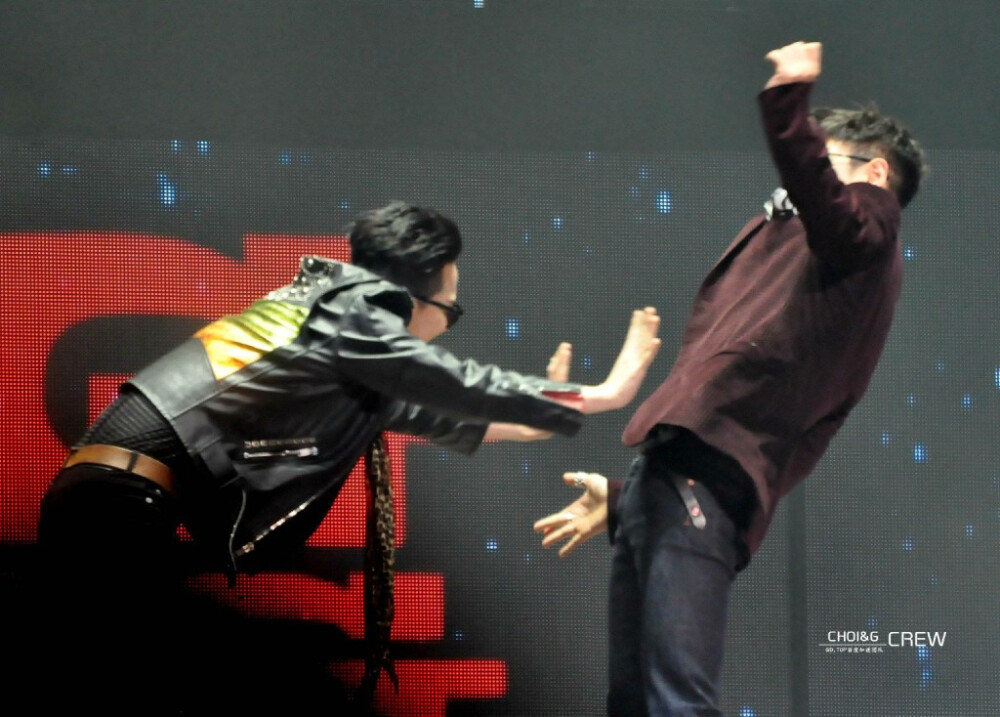 鸡涌和塔普合体发糖啦，不过我是龙tory粉，kkk~