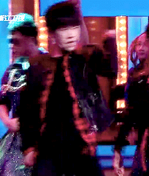 #易烊千玺BangBangBang# 嘴型对得很high，有机会想听你原声版。@TFBOYS-易烊千玺