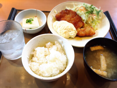 日本 定食