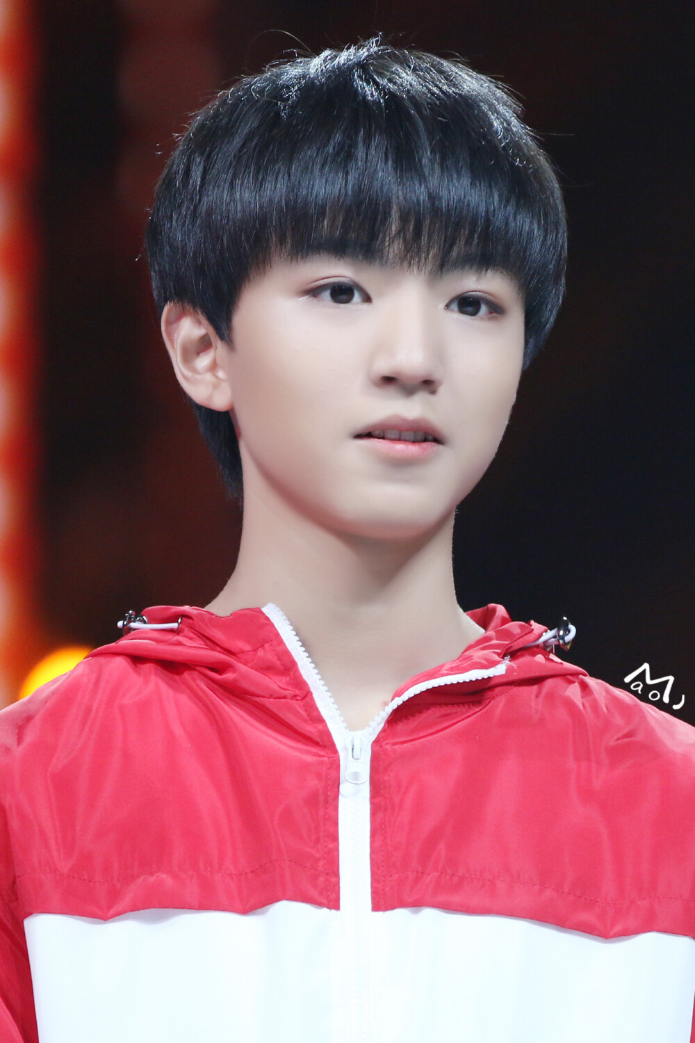 #王俊凯# #TFBOYS王俊凯# #TFBOYS#151231 湖南卫视跨年演唱会cr：你的猫Mao