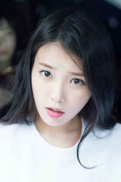 李智恩 IU