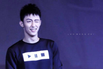 虎牙笑苏死人叻