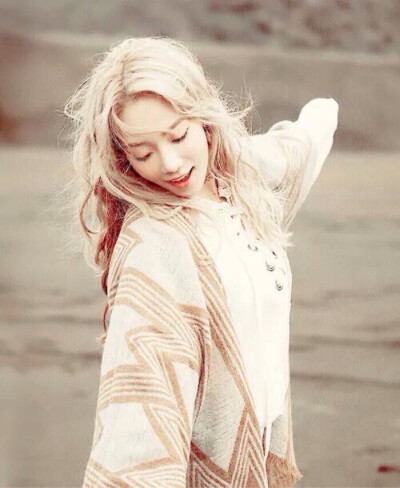 #少女时代# #金泰妍# #Taeyeon# 美如画报的抽抽～