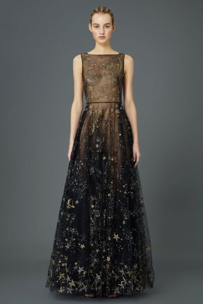 连衣裙 星空 Valentino's Pre-Fall Collection: My God, It's Full of Stars 