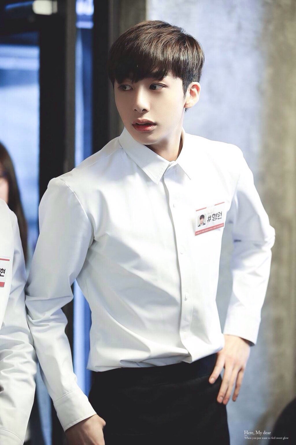 蔡亨元饭拍发型白衬衫模特体弱monstax