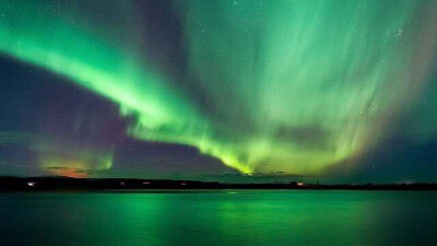 Iceland is the place where I want to go with my lover while holding our hands.