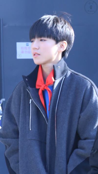 #王俊凯# #TFBOYS王俊凯# #TFBOYS#151228 步步高广告拍摄cr：夹心Karry酱