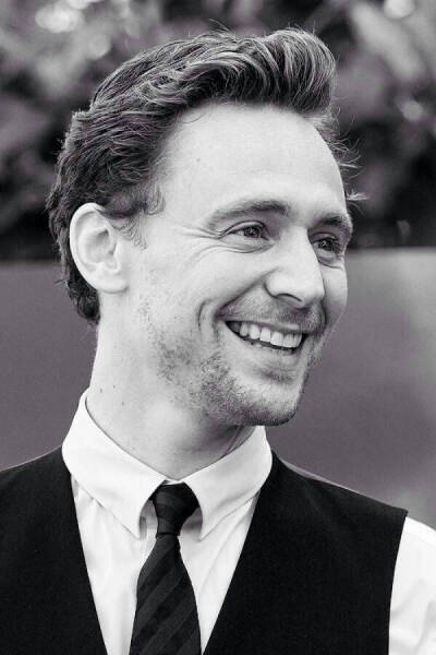 Tom Hiddleston