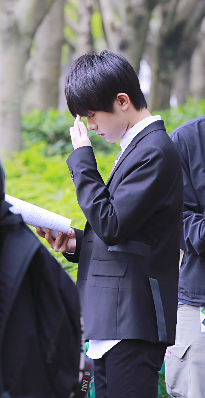 认真工作的男人最帅了