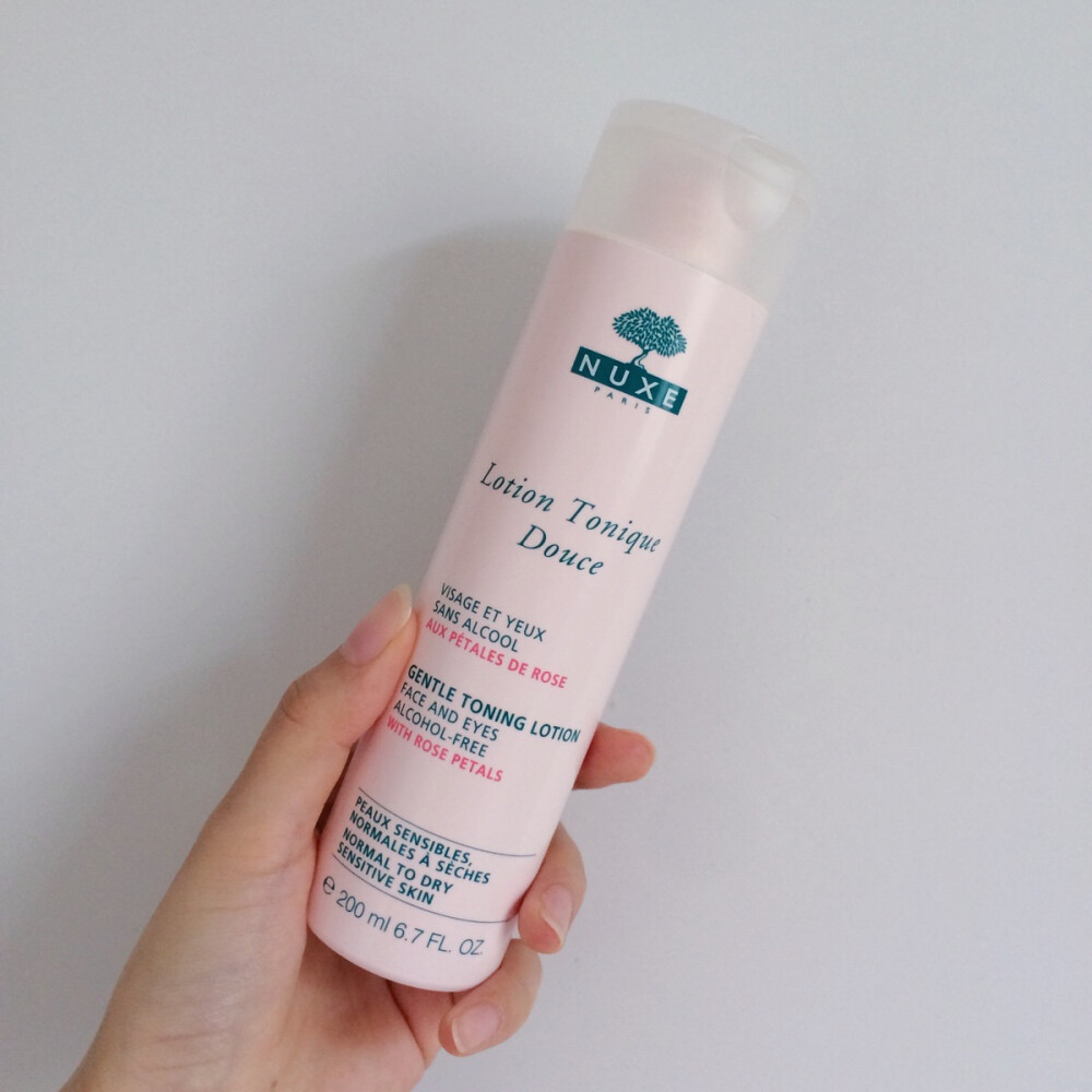 欧树玫瑰水…再也不会回购的水，感觉就是一瓶稀释了的玫瑰味洗洁精，用的时候各种滑和泡沫…不是爽肤水么，为什么会这样…英国网站上海淘回来的