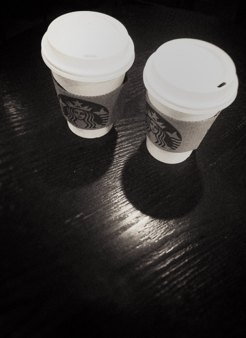 依旧Starbucks 【NAVY-i】